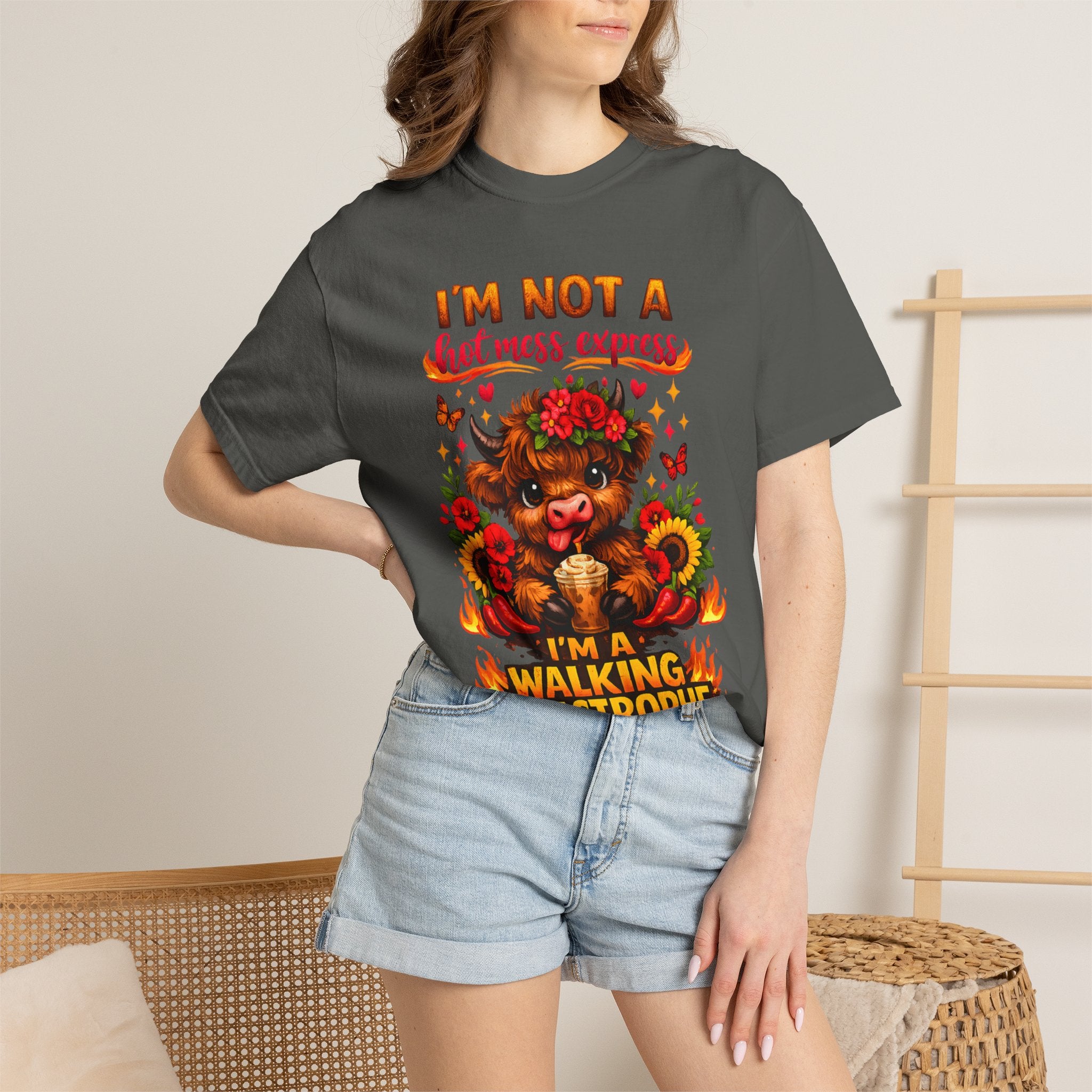 Cute Highland Cow Funny Tee T-Shirt | Comfort Colors