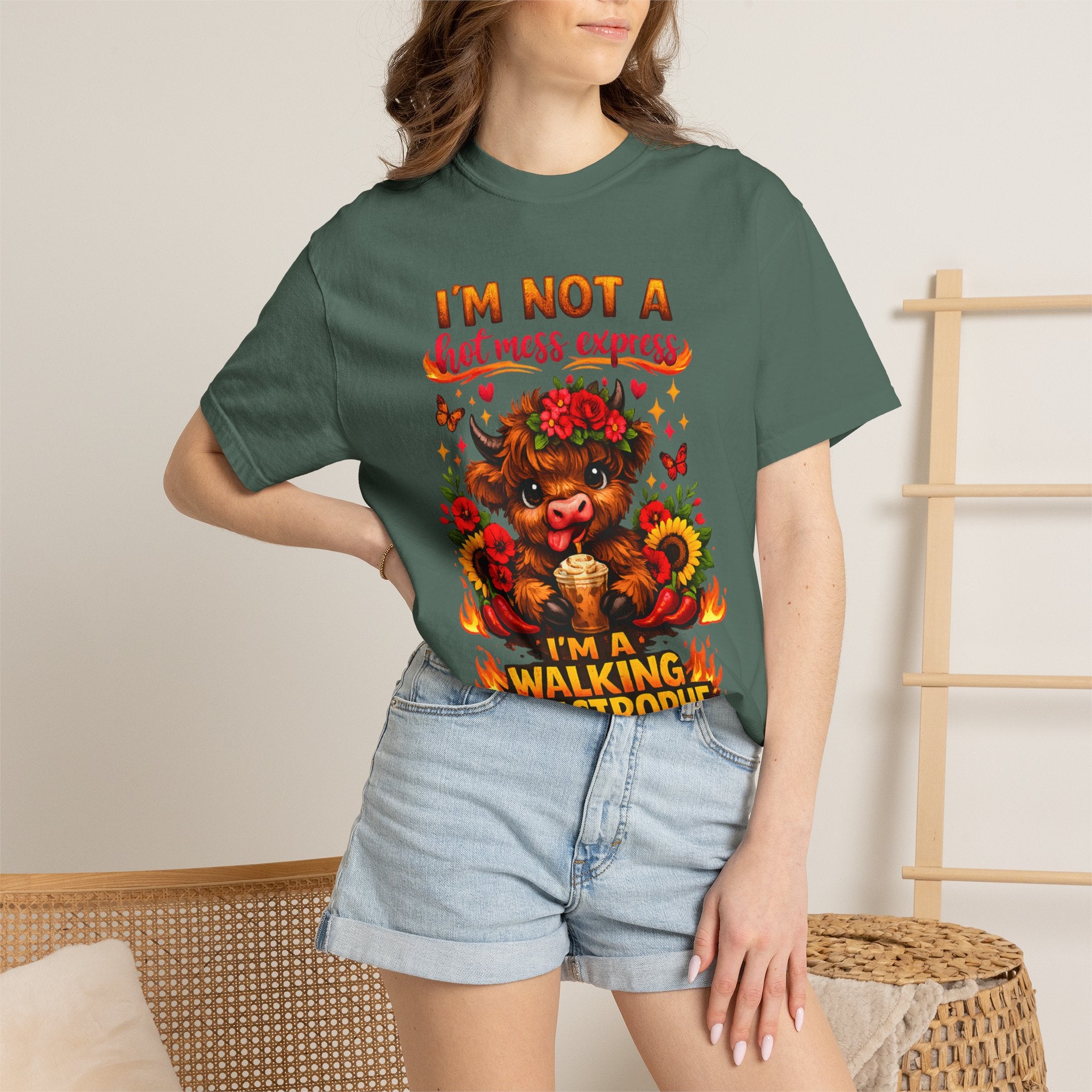 Cute Highland Cow Funny Tee T-Shirt | Comfort Colors