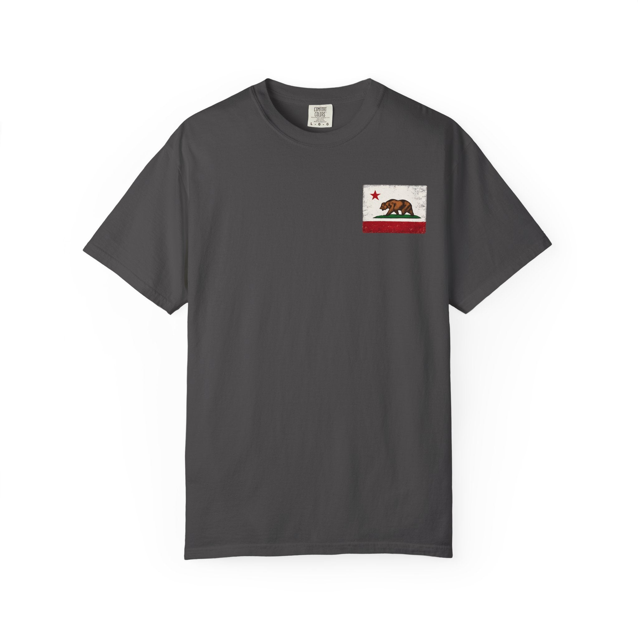 California Bear Shirt, Vintage California Tee, California Flag Shirt, Distressed California Graphic Tee, West Coast Shirt