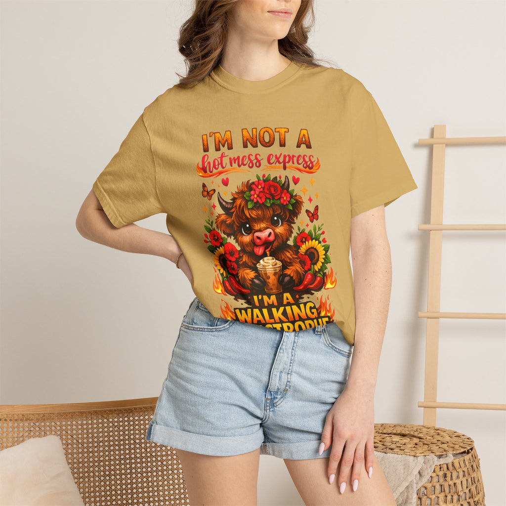 Cute Highland Cow Funny Tee T-Shirt | Comfort Colors