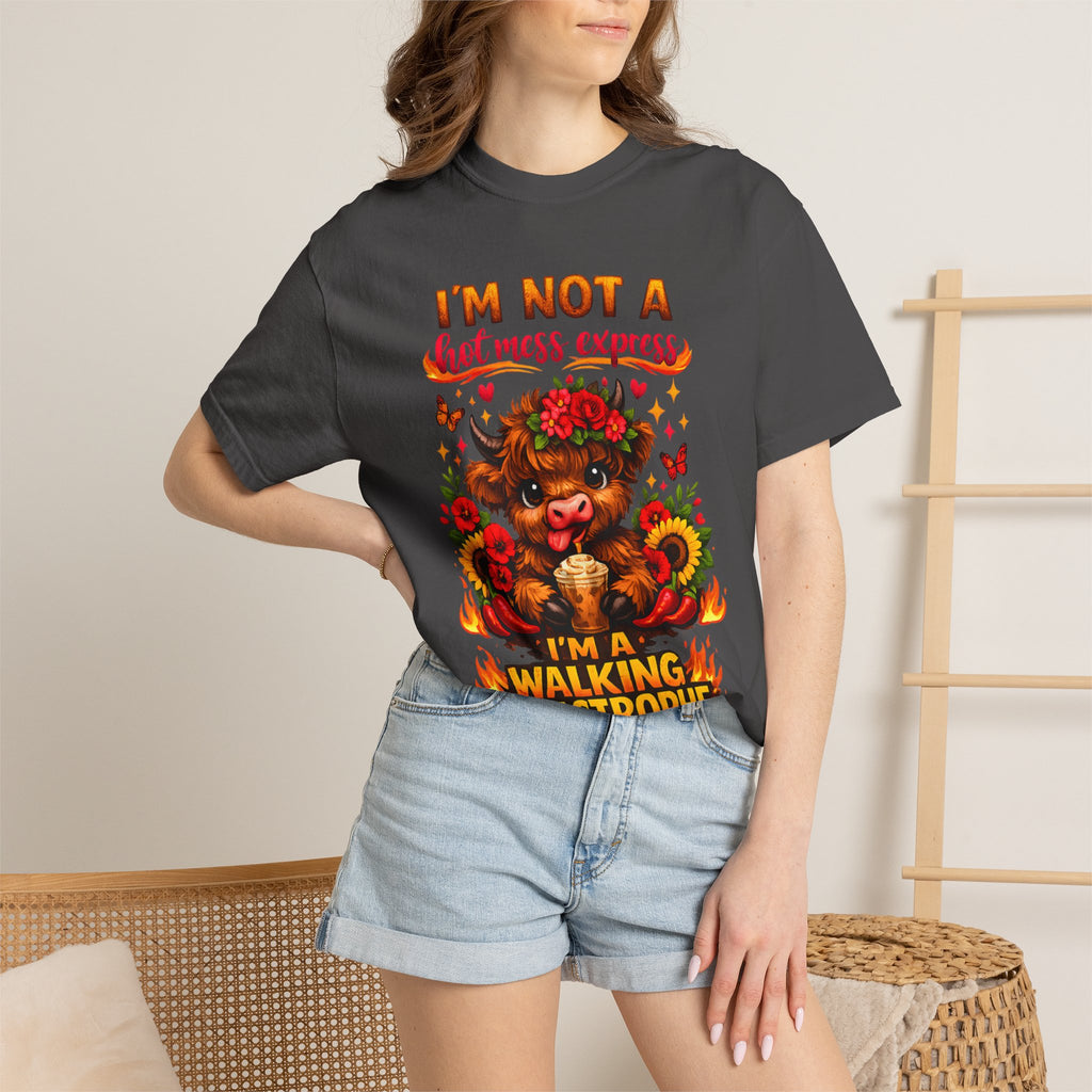 Cute Highland Cow Funny Tee T-Shirt | Comfort Colors