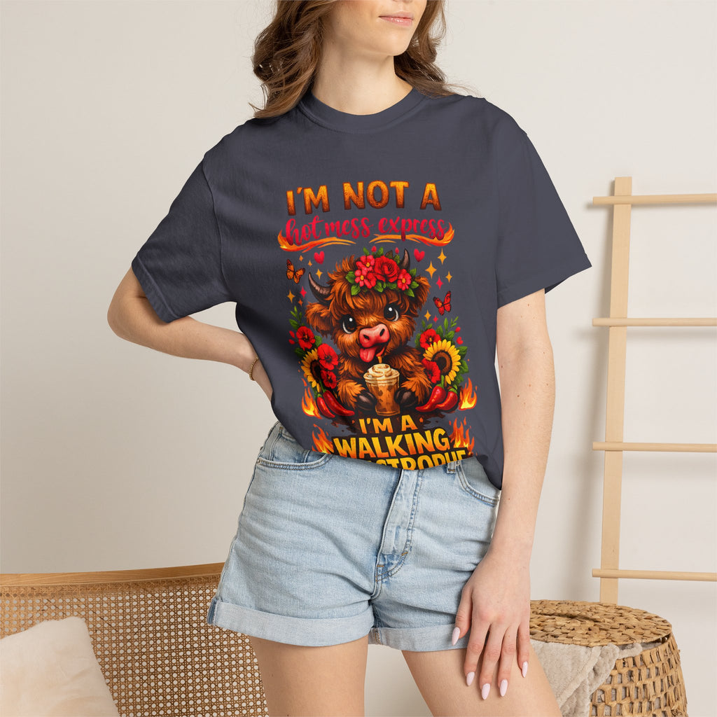 Cute Highland Cow Funny Tee T-Shirt | Comfort Colors